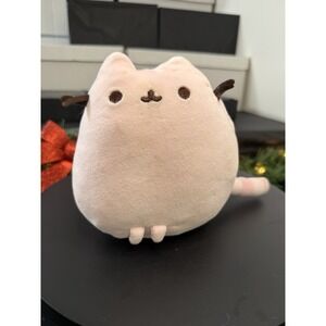GUND Pusheen Squisheen Sitting Pose Stuffed Plush 2020 Pink 6.5"